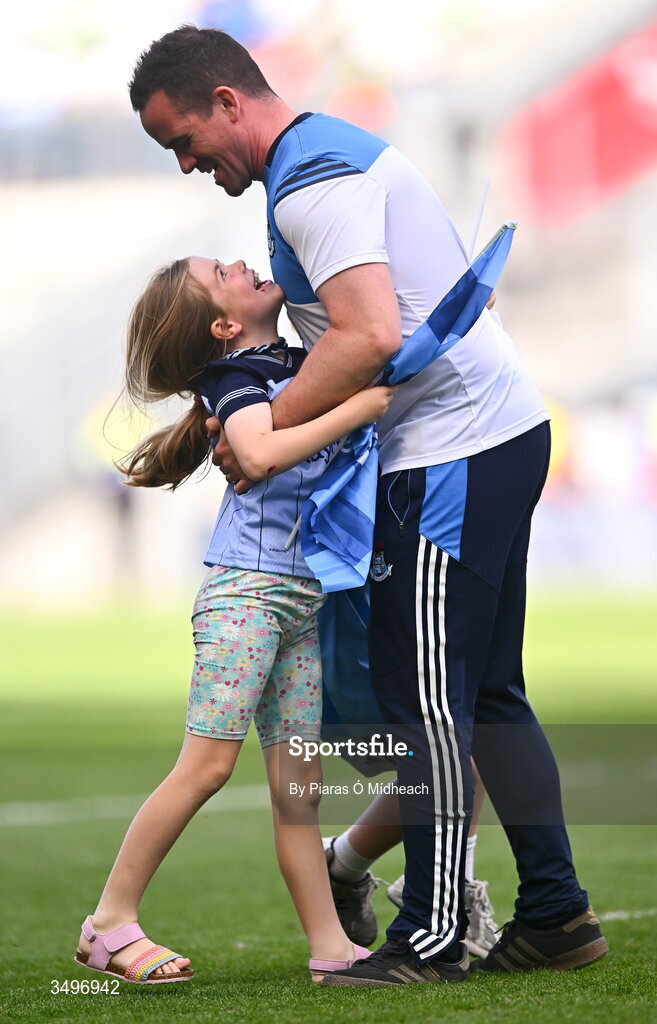 28 June 2026; Dublin manager Ger Brennan celebrates with his daughter Aoibheann after victory in the GAA Football All-Ireland Senior Championship quarter-final match between Dublin and Galway at Croke Park in Dublin. Photo by Piaras Ó Mídheach/Sportsfile