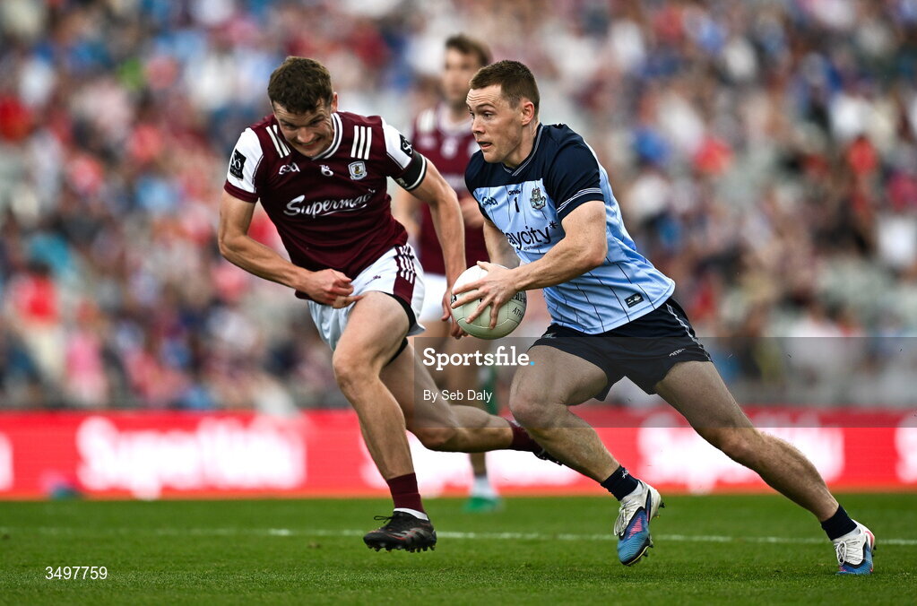28 June 2026; Con O'Callaghan of Dublin in action against John Daly of Galway during the GAA Football All-Ireland Senior Championship quarter-final match between Dublin and Galway at Croke Park in Dublin. Photo by Seb Daly/Sportsfile