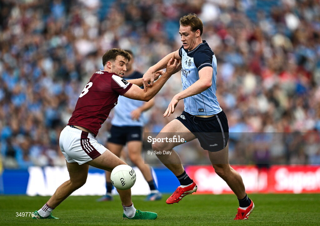 28 June 2026; Peadar Ó Cofaigh Byrne of Dublin in action against Paul Conroy of Galway during the GAA Football All-Ireland Senior Championship quarter-final match between Dublin and Galway at Croke Park in Dublin. Photo by Seb Daly/Sportsfile