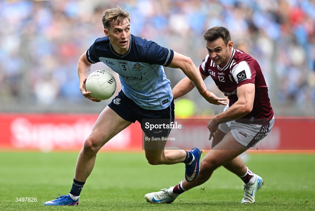 28 June 2026; Eoin Kennedy of Dublin in action against Cillian McDaid of Galway during the GAA Football All-Ireland Senior Championship quarter-final match between Dublin and Galway at Croke Park in Dublin. Photo by Sam Barnes/Sportsfile