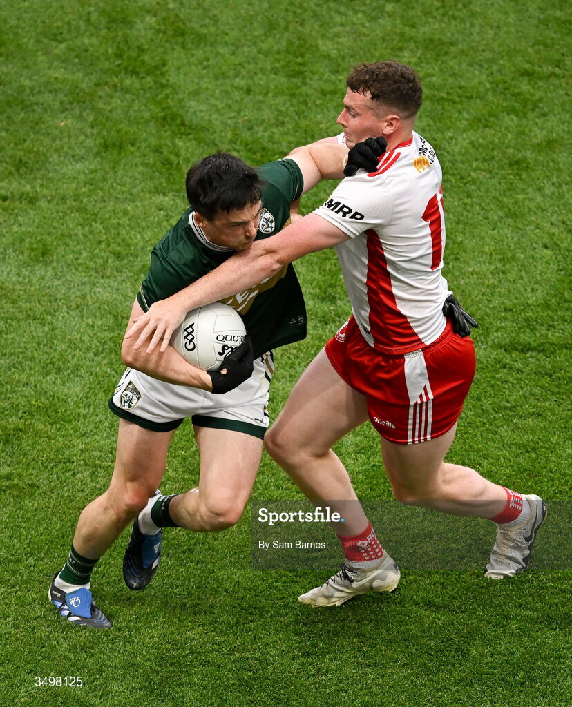27 June 2026; Paul Murphy of Kerry in action against Ethan Jordan of Tyrone during the GAA Football All-Ireland Senior Championship quarter-final match between Kerry and Tyrone at Croke Park in Dublin. Photo by Sam Barnes/Sportsfile