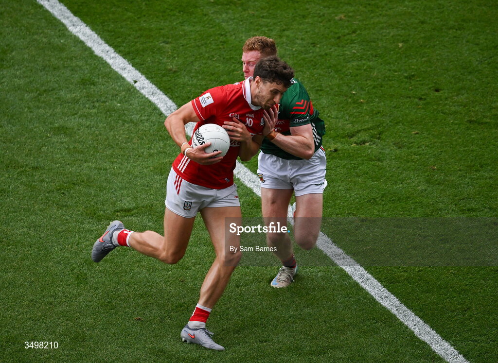 27 June 2026; Paul Walsh of Cork in action against David McBrien of Mayo during the GAA Football All-Ireland Senior Championship quarter-final match between Cork and Mayo at Croke Park in Dublin. Photo by Sam Barnes/Sportsfile