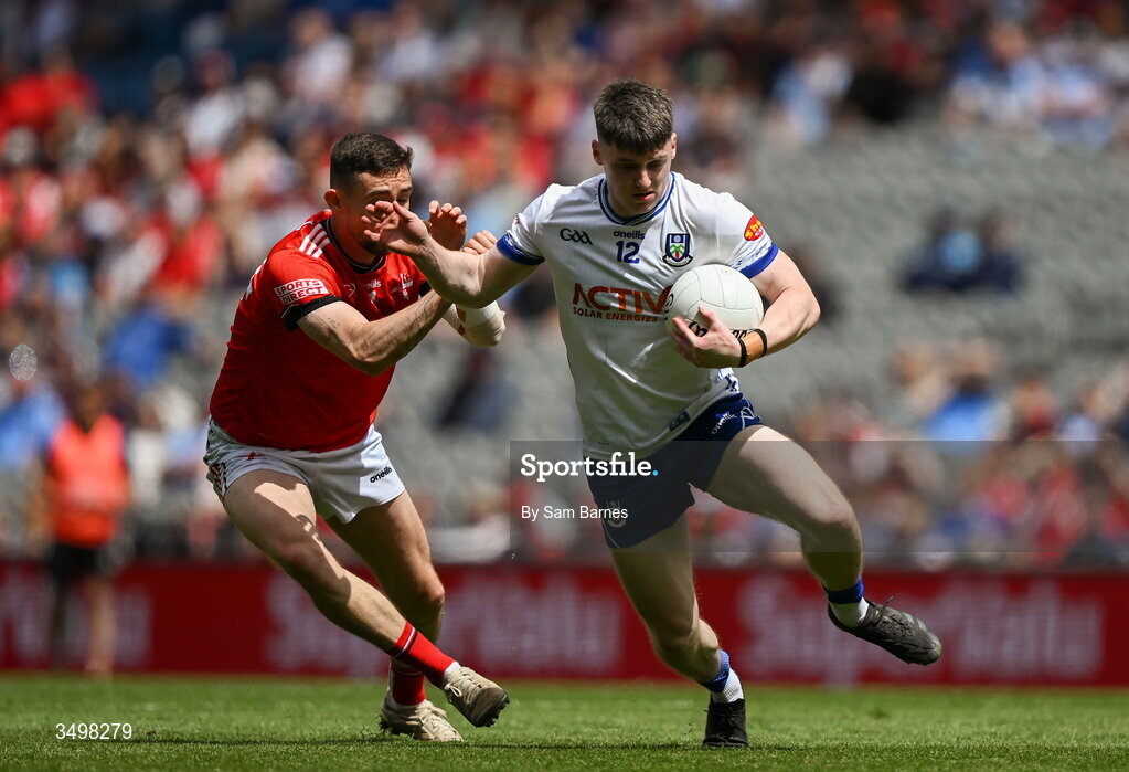 28 June 2026; Stephen O'Hanlon of Monaghan in action against Ciaran Downey of Louth during the GAA Football All-Ireland Senior Championship quarter-final match between Louth and Monaghan at Croke Park in Dublin. Photo by Sam Barnes/Sportsfile