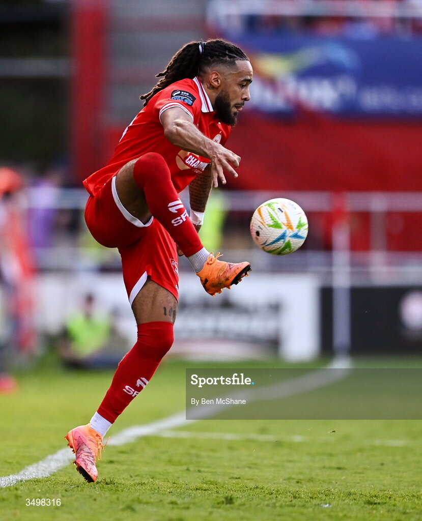 22 June 2026; Milan Mbeng of Shelbourne during the SSE Airtricity Men’s Premier Division match between Shelbourne and Bohemians at Tolka Park in Dublin. Photo by Ben McShane/Sportsfile