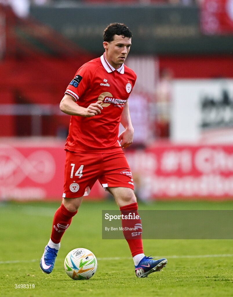 22 June 2026; Ali Coote of Shelbourne during the SSE Airtricity Men’s Premier Division match between Shelbourne and Bohemians at Tolka Park in Dublin. Photo by Ben McShane/Sportsfile