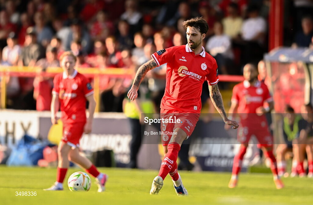 22 June 2026; Ellis Chapman of Shelbourne during the SSE Airtricity Men’s Premier Division match between Shelbourne and Bohemians at Tolka Park in Dublin. Photo by Ben McShane/Sportsfile