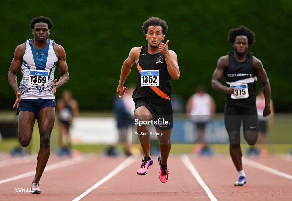 4 July 2026; Luca Logue-Fonseca of Clonliffe Harriers AC, Dublin, centre, competes in the under 23 men's 100m heats during day one of the 123.ie National U20 & U23 Track & Field Championships at Tullamore Harriers Athletics Club in Tullamore, Offaly. Photo by Sam Barnes/Sportsfile