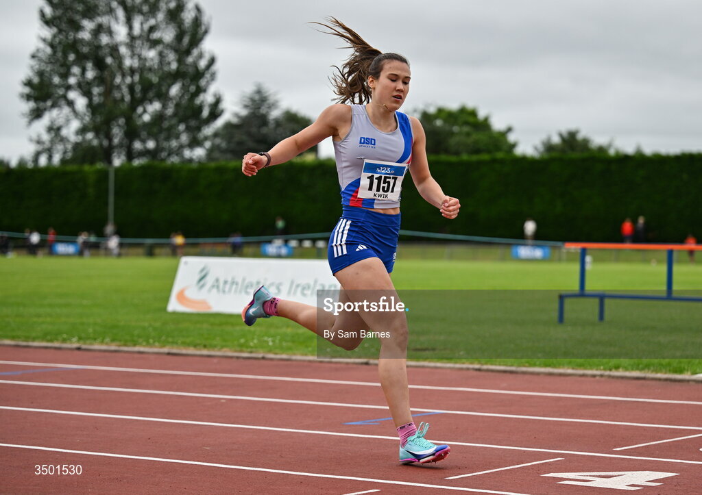 4 July 2026; Evelyn Kwik of Dundrum South Dublin AC, right, competes in the under 20 women's 400m heats during day one of the 123.ie National U20 & U23 Track & Field Championships at Tullamore Harriers Athletics Club in Tullamore, Offaly. Photo by Sam Barnes/Sportsfile