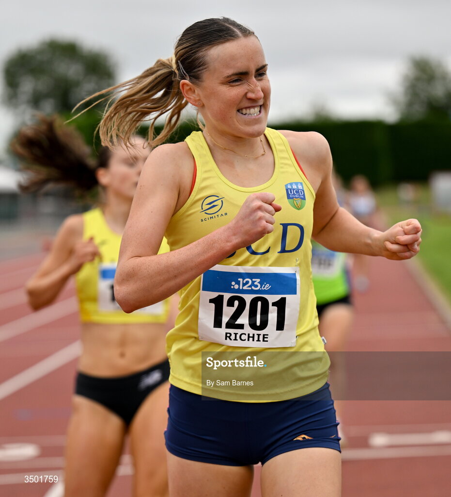 4 July 2026; Zoie Richie of UCD AC, Dublin, celebrates winning the under 23 women's 800m during day one of the 123.ie National U20 & U23 Track & Field Championships at Tullamore Harriers Athletics Club in Tullamore, Offaly. Photo by Sam Barnes/Sportsfile