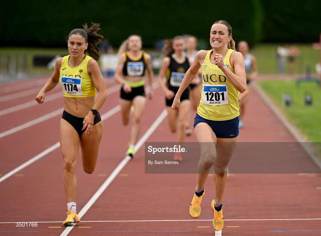 4 July 2026; Zoie Richie of UCD AC, Dublin, right, on her way to winning the under 23 women's 800m during day one of the 123.ie National U20 & U23 Track & Field Championships at Tullamore Harriers Athletics Club in Tullamore, Offaly. Photo by Sam Barnes/Sportsfile
