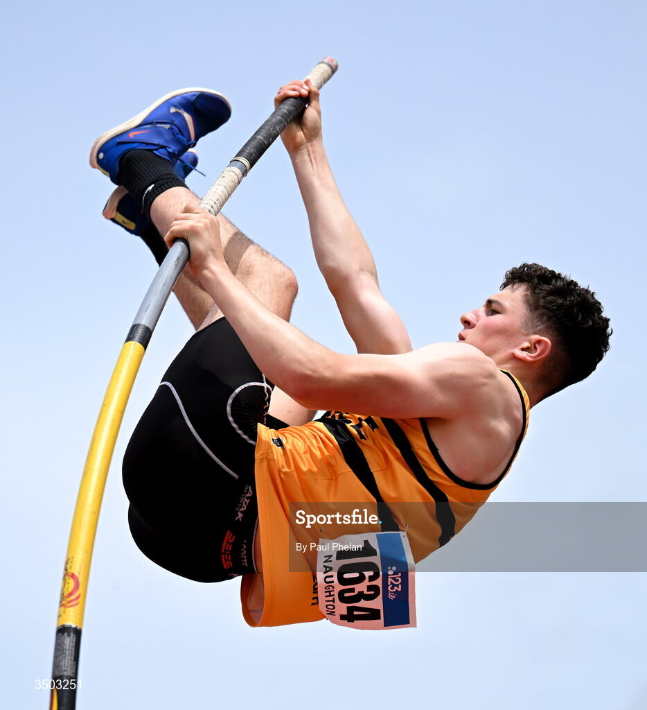 5 July 2026; Fionn Naughton of Leevale A.C., competes in the U20 men's Pole Vault during day two of the 123.ie National U20 & U23 Track & Field Championships at Tullamore Harriers Athletics Club in Tullamore, Offaly. Photo by Paul Phelan/Sportsfile