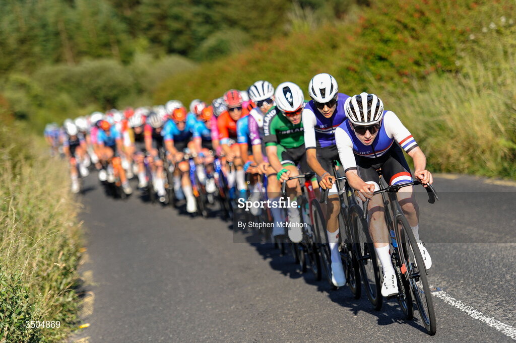 7 July 2026; A general view of the peloton during Stage 1 of 2026 Junior Tour of Ireland in Maghera, Clare. Photo by Stephen McMahon/Sportsfile
