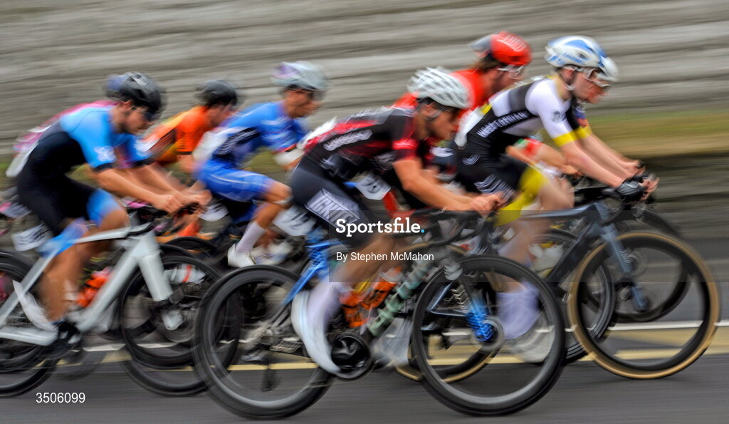9 July 2026; A general view of the peloton during Stage 3 of 2026 Junior Tour of Ireland in East Clare. Photo by Stephen McMahon/Sportsfile
