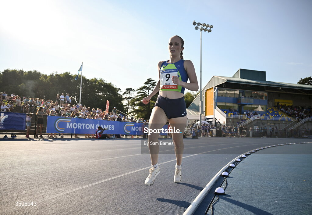 10 July 2026; Leia Ryan of Metro/St Brigid's AC leads the field in the Jerry Kiernan Foundation U20 women's mile during the Morton Games at Morton Stadium in Santry, Dublin. Photo by Sam Barnes/Sportsfile