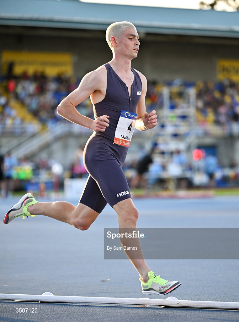 10 July 2026; Darragh Mcelhinney of Ireland competes in the Albie Thomas Family / Dublin Athletics men's 5000m during the Morton Games at Morton Stadium in Santry, Dublin. Photo by Sam Barnes/Sportsfile