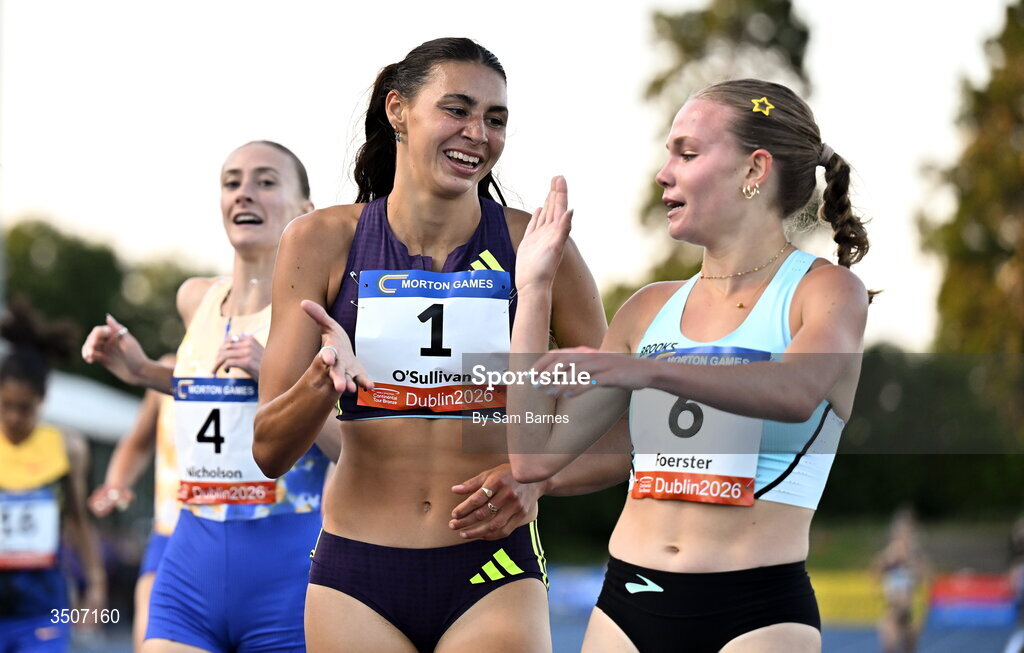 10 July 2026; Sophie O'Sullivan of Ireland, centre, is congratulated by Chloe Foerster of United States after winning the Fashionflo women's 1500m during the Morton Games at Morton Stadium in Santry, Dublin. Photo by Sam Barnes/Sportsfile