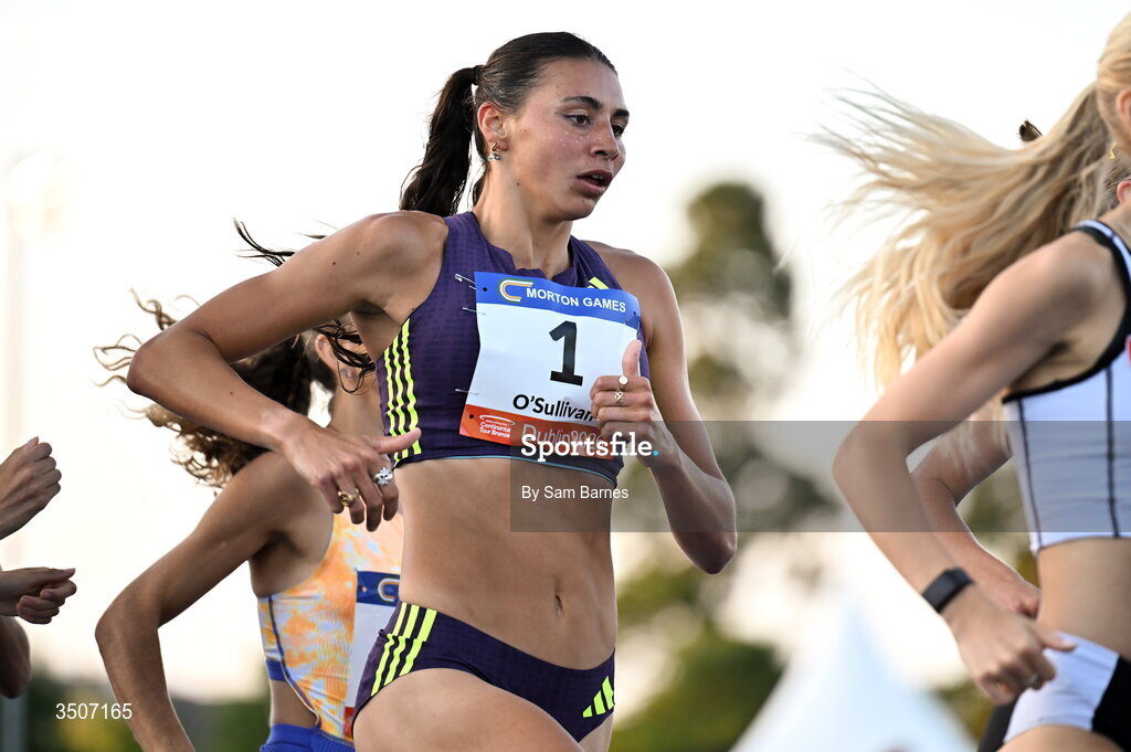 10 July 2026; Sophie O'Sullivan of Ireland leads the field in the Fashionflo women's 1500m during the Morton Games at Morton Stadium in Santry, Dublin. Photo by Sam Barnes/Sportsfile