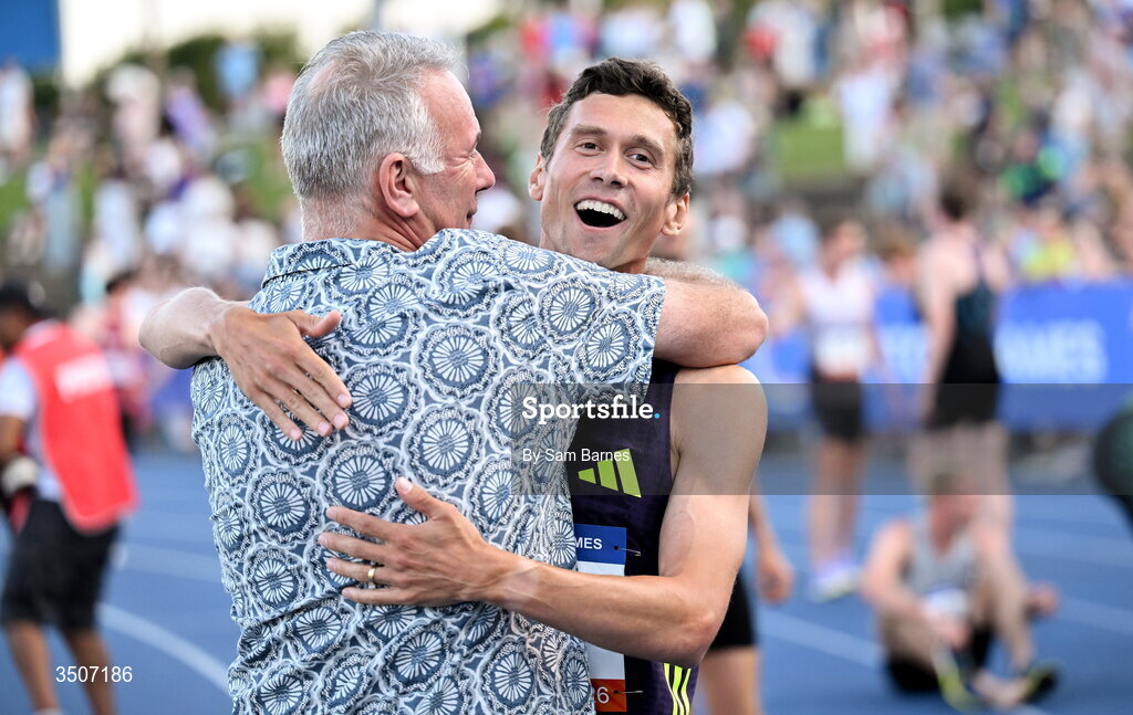 10 July 2026; Sam Prakel of United States with Meet director Noel Guiden after winning the UPMC SSC Men's Morton Mile during the Morton Games at Morton Stadium in Santry, Dublin. Photo by Sam Barnes/Sportsfile