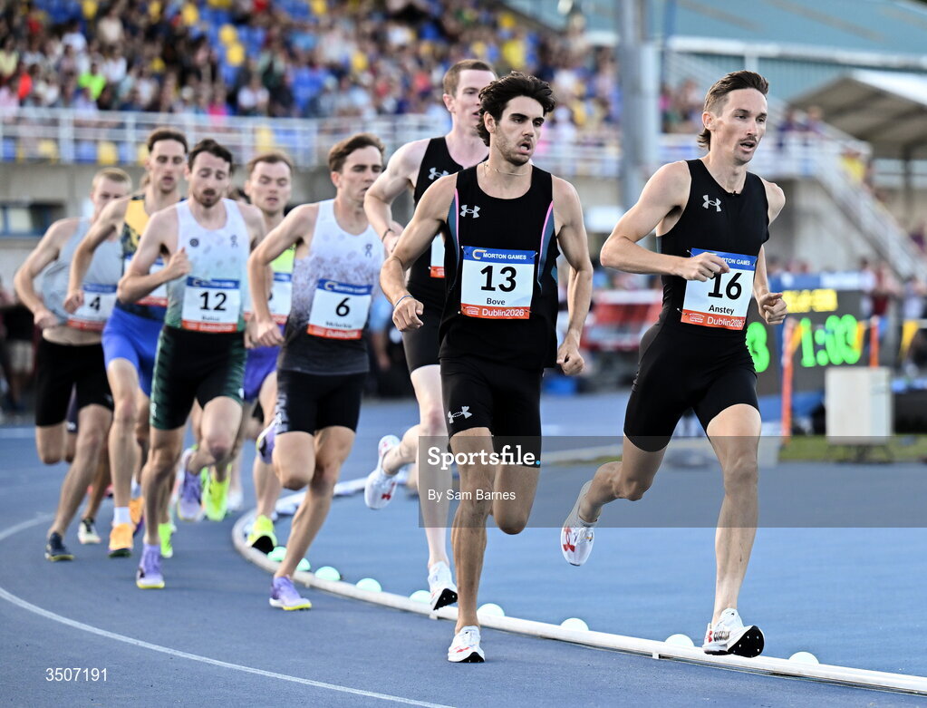 10 July 2026; Jack Anstey of Australia, right, and Davis Bove of United States compete in the UPMC SSC Men's Morton Mile during the Morton Games at Morton Stadium in Santry, Dublin. Photo by Sam Barnes/Sportsfile