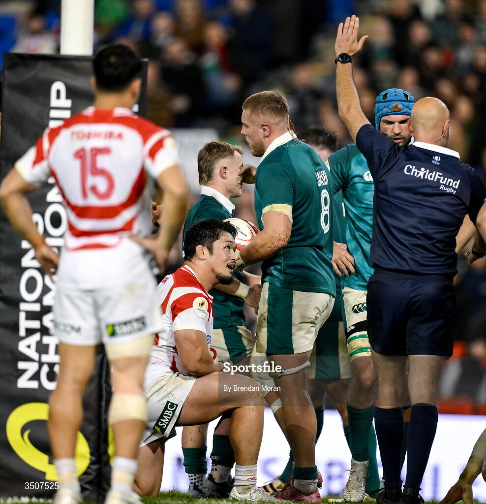 11 July 2026; Referee Andrea Piardi indicates Ireland's fourth try scored by Sean Jansen of Ireland, 8, during the 2026 Nations Championship Round Two match between Japan and Ireland at McDonald Jones Stadium in Newcastle, Australia. Photo by Brendan Moran/Sportsfile