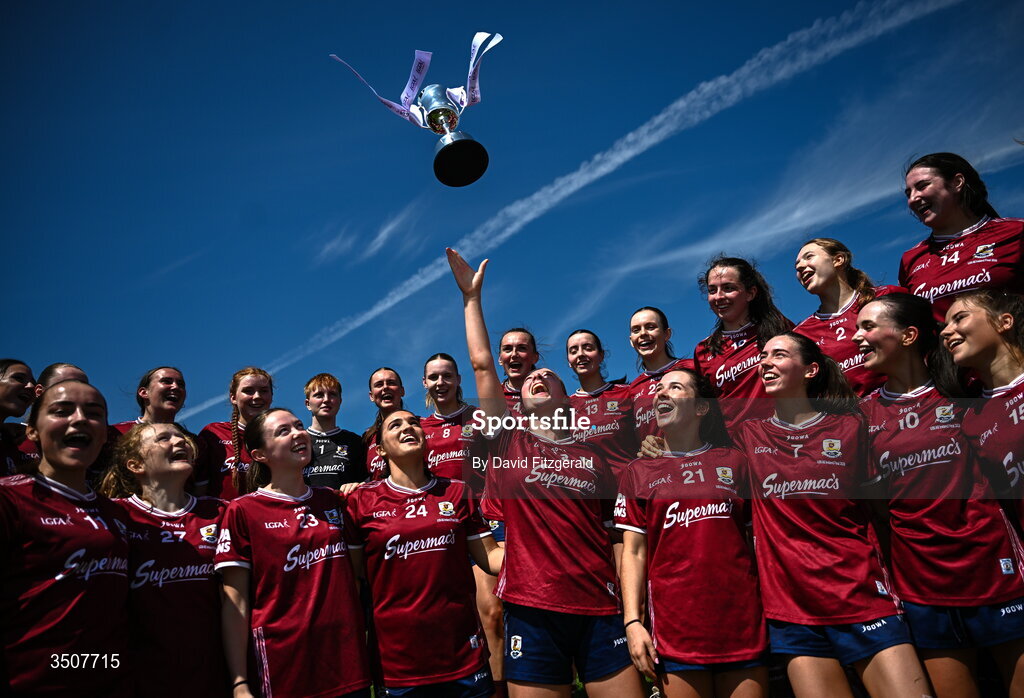 11 July 2026; Galway players celebrate with the cup after the 2026 LGFA All-Ireland U20 final match between Donegal and Galway at Kilcoyne Memorial Park in Tubbercurry, Sligo. Photo by David Fitzgerald/Sportsfile
