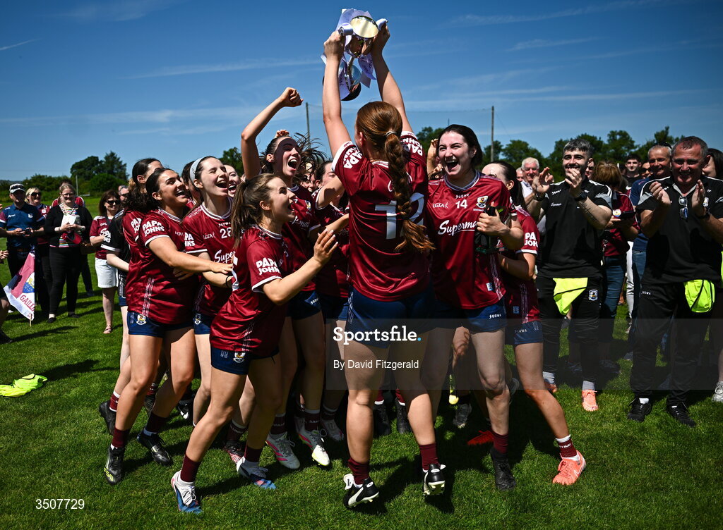11 July 2026; Galway players celebrate with the cup after the 2026 LGFA All-Ireland U20 final match between Donegal and Galway at Kilcoyne Memorial Park in Tubbercurry, Sligo. Photo by David Fitzgerald/Sportsfile