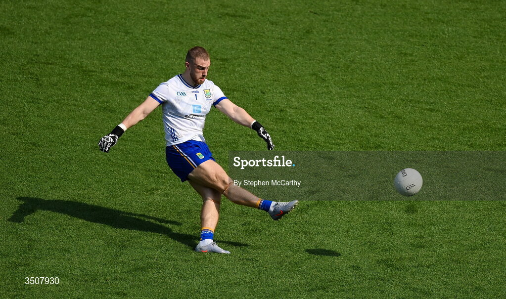 11 July 2026; Wicklow goalkeeper Mark Jackson kicks a two pointer from a free during the Tailteann Cup final match between Down and Wicklow at Croke Park in Dublin. Photo by Stephen McCarthy/Sportsfile