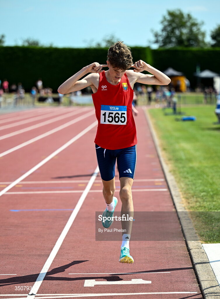 11 July 2026; Ruby Devereaux of Cork City A.C. wins the U17 boy's 1500m during day three of the 123.ie National Championships at Tullamore Harriers Athletics Club in Tullamore, Offaly. Photo by Paul Phelan/Sportsfile