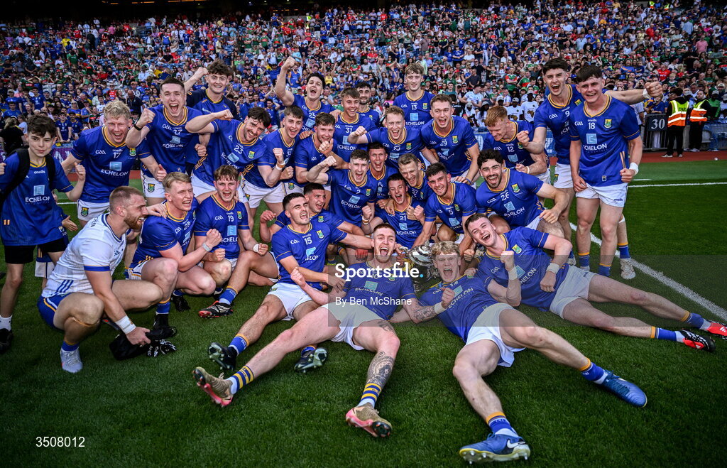 11 July 2026; Wicklow players celebrate with the Tailteanne Cup after the Tailteann Cup final match between Down and Wicklow at Croke Park in Dublin. Photo by Ben McShane/Sportsfile