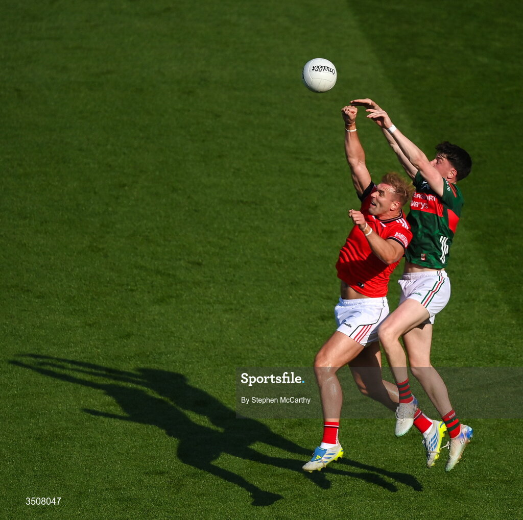 11 July 2026; Bob Tuohy of Mayo in action against Conor Grimes of Louth during the GAA Football All-Ireland Senior Championship semi-final match between Mayo and Louth at Croke Park in Dublin. Photo by Stephen McCarthy/Sportsfile