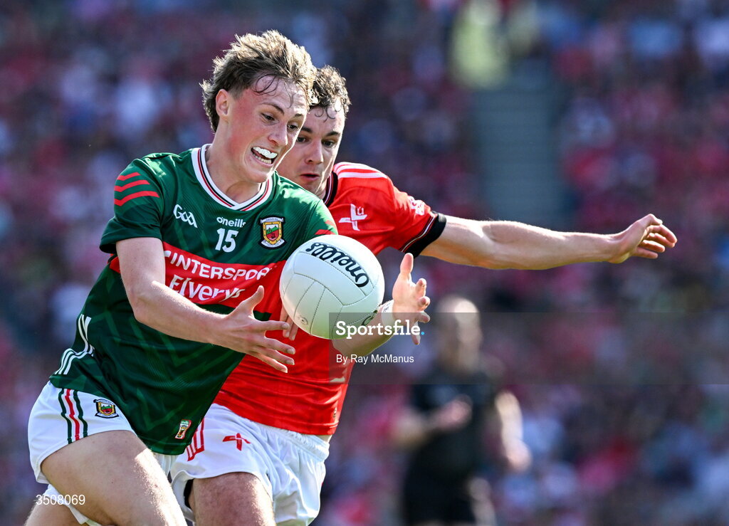 11 July 2026; Kobe McDonald of Mayo is tackled by Craig Lennon of Louth during the GAA Football All-Ireland Senior Championship semi-final match between Mayo and Louth at Croke Park in Dublin. Photo by Ray McManus/Sportsfile