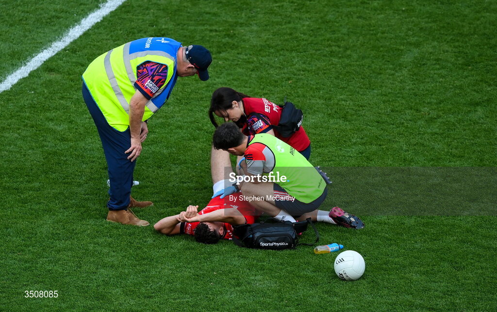 11 July 2026; Craig Lennon of Louth receives medical attention during the GAA Football All-Ireland Senior Championship semi-final match between Mayo and Louth at Croke Park in Dublin. Photo by Stephen McCarthy/Sportsfile