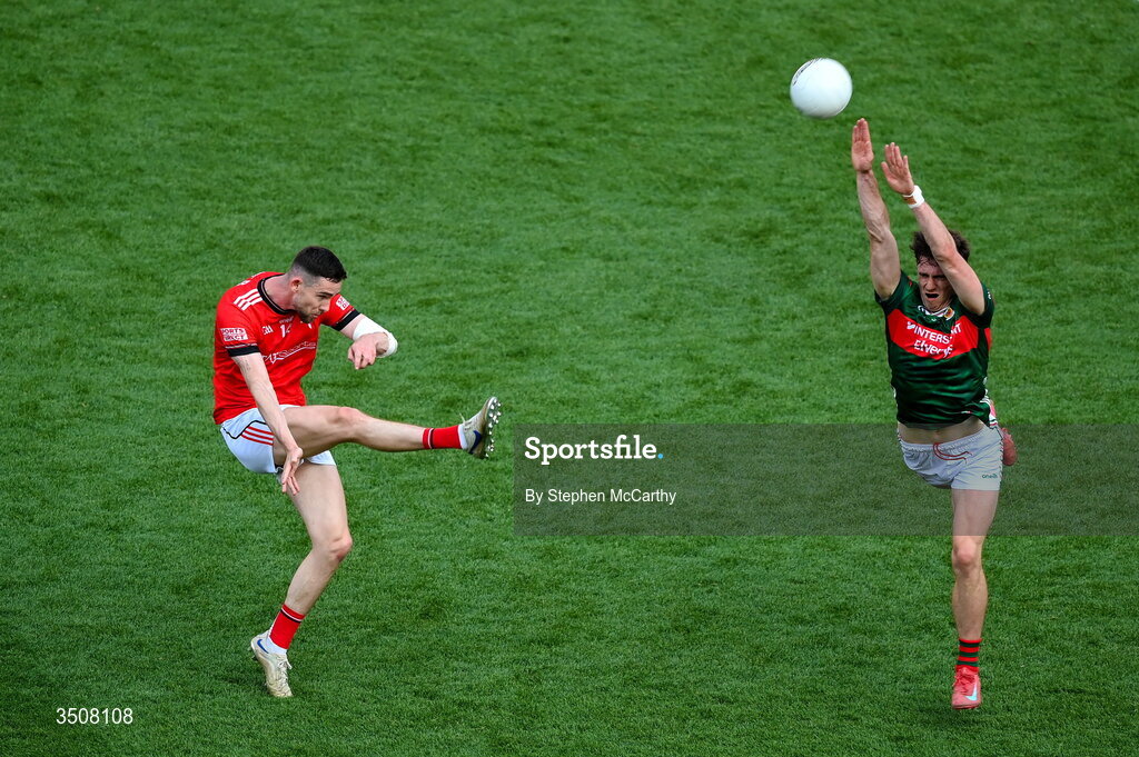 11 July 2026; Ciaran Downey of Louth in action against Sam Callinan of Mayo during the GAA Football All-Ireland Senior Championship semi-final match between Mayo and Louth at Croke Park in Dublin. Photo by Stephen McCarthy/Sportsfile