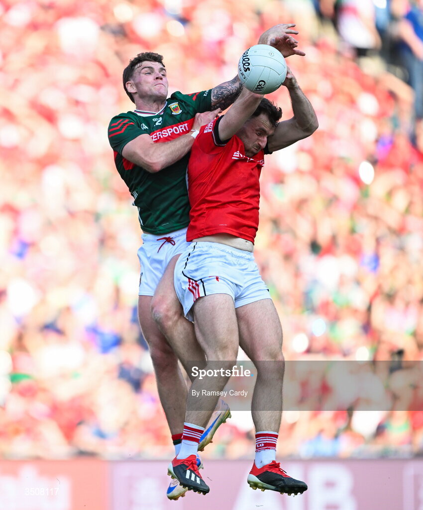 11 July 2026; Jordan Flynn of Mayo in action against Sam Mulroy of Louth during the GAA Football All-Ireland Senior Championship semi-final match between Mayo and Louth at Croke Park in Dublin. Photo by Ramsey Cardy/Sportsfile