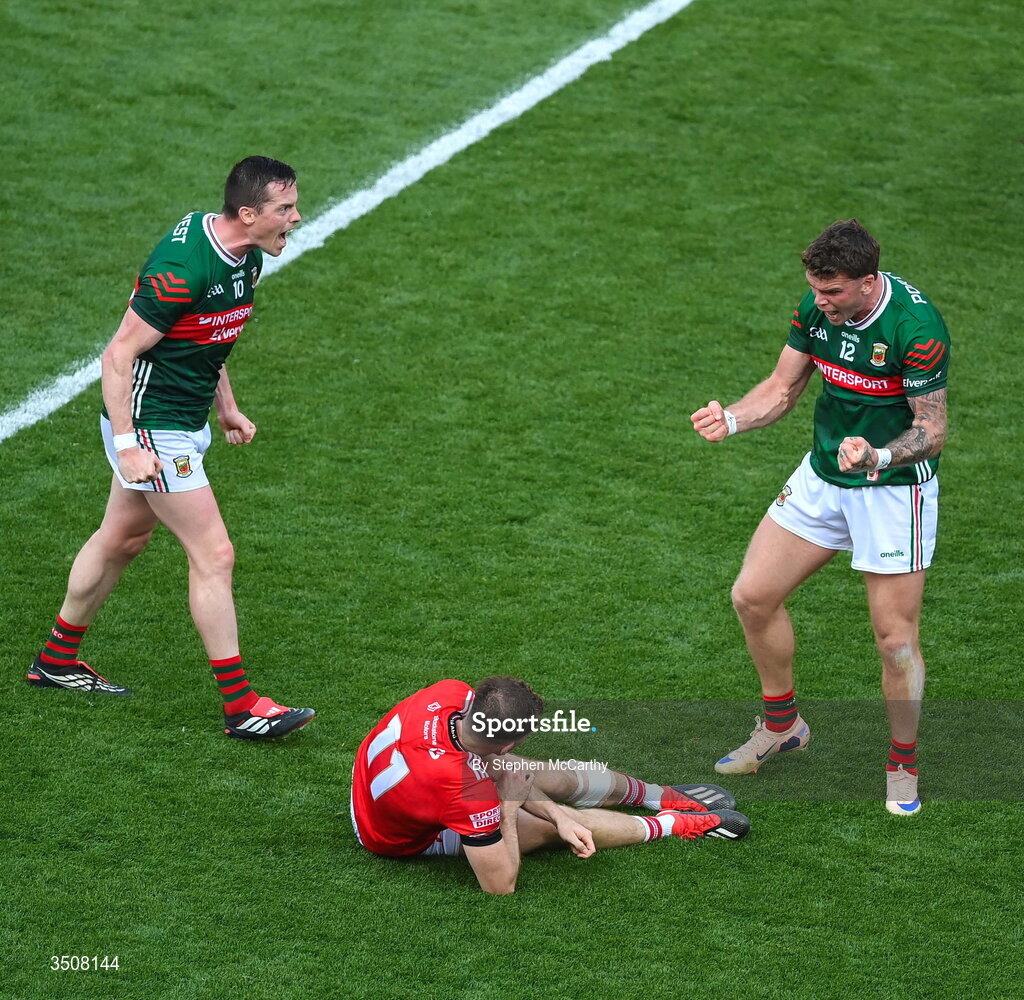 11 July 2026; Jordan Flynn of Mayo celebrates winning possession during the GAA Football All-Ireland Senior Championship semi-final match between Mayo and Louth at Croke Park in Dublin. Photo by Stephen McCarthy/Sportsfile
