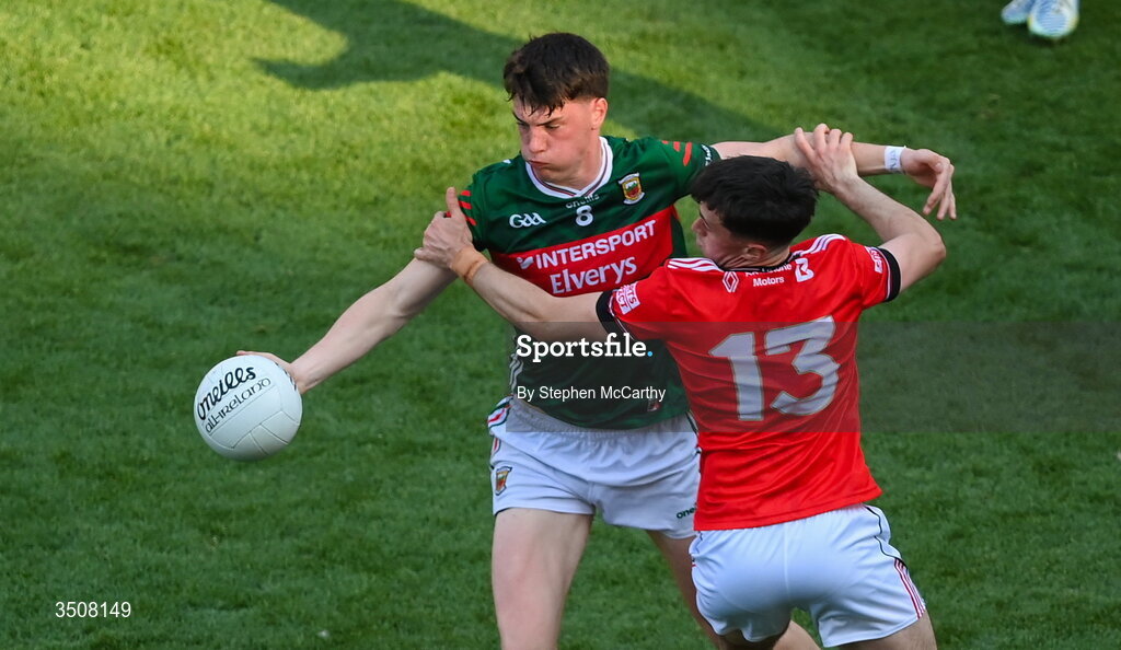 11 July 2026; Sam Callinan of Mayo in action against Kieran McArdle of Louth during the GAA Football All-Ireland Senior Championship semi-final match between Mayo and Louth at Croke Park in Dublin. Photo by Stephen McCarthy/Sportsfile