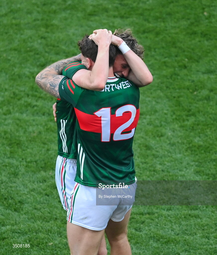 11 July 2026; Kobe McDonald, left, and Jordan Flynn of Mayo celebrate after the GAA Football All-Ireland Senior Championship semi-final match between Mayo and Louth at Croke Park in Dublin. Photo by Stephen McCarthy/Sportsfile