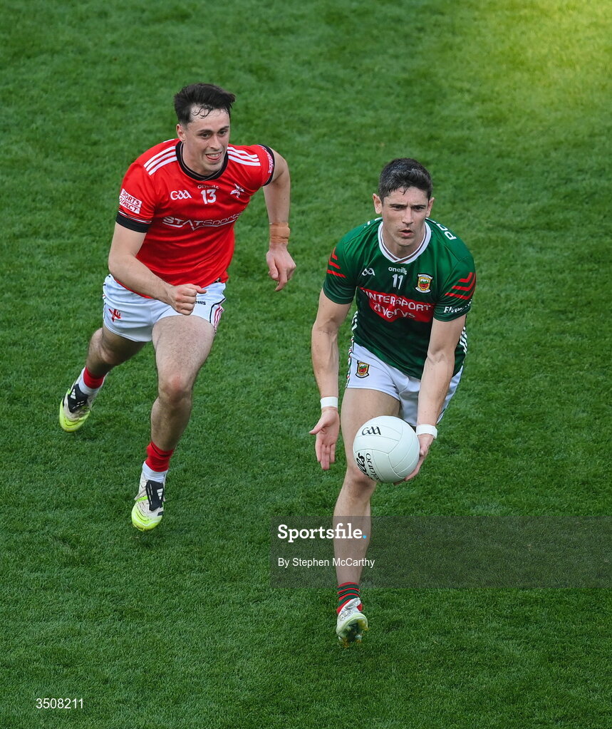 11 July 2026; Conor Loftus of Mayo in action against Kieran McArdle of Louth during the GAA Football All-Ireland Senior Championship semi-final match between Mayo and Louth at Croke Park in Dublin. Photo by Stephen McCarthy/Sportsfile