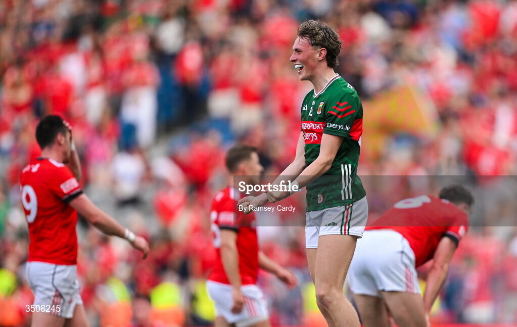 11 July 2026; Kobe McDonald of Mayo celebrates at the final whistle of the GAA Football All-Ireland Senior Championship semi-final match between Mayo and Louth at Croke Park in Dublin. Photo by Ramsey Cardy/Sportsfile
