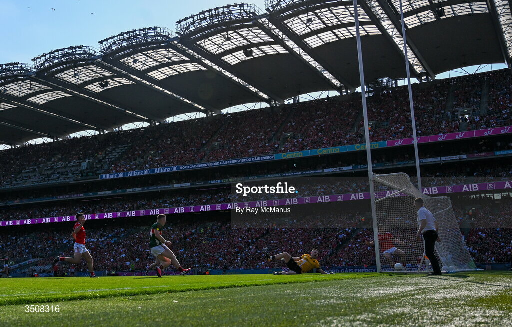 11 July 2026; Ryan O'Donoghue of Mayo shoots past Louth goalkeeper Niall McDonnell  to score his 6th minute goal during the GAA Football All-Ireland Senior Championship semi-final match between Mayo and Louth at Croke Park in Dublin. Photo by Ray McManus/Sportsfile