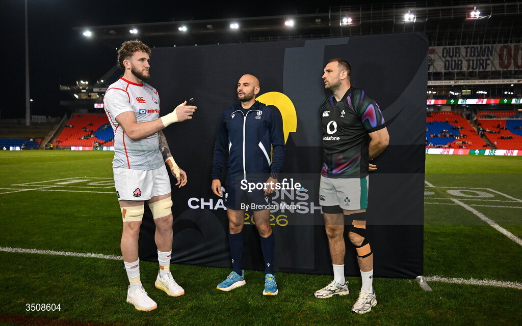 11 July 2026; Japan captain Warner Dearns performs the coin toss in the company of referee Andrea Piardi and Ireland captain Tadhg Beirne before the 2026 Nations Championship Round Two match between Japan and Ireland at McDonald Jones Stadium in Newcastle, Australia. Photo by Brendan Moran/Sportsfile