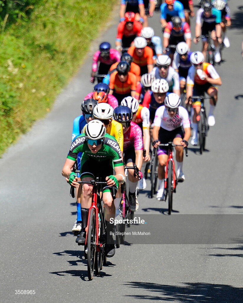 12 July 2026; A general view of the peloton during Stage 6 of 2026 Junior Tour of Ireland in Ennis. Photo by Stephen McMahon/Sportsfile