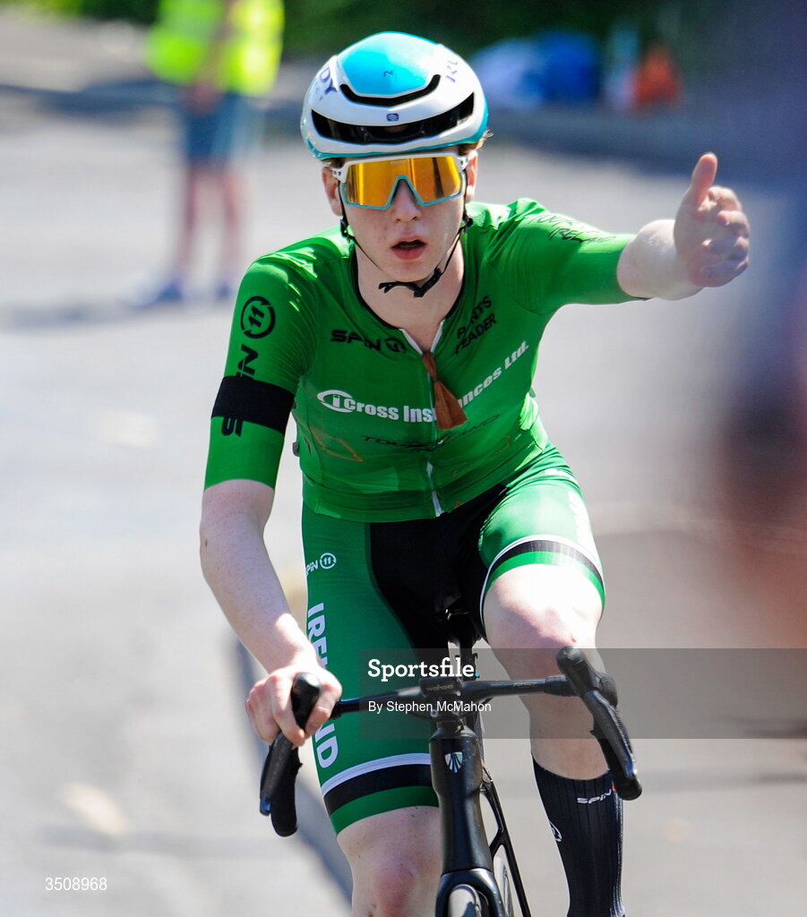 12 July 2026; Points leader Rian McCrystal of Cycling Ireland calls for a water bottle during Stage 6 of 2026 Junior Tour of Ireland in Ennis. Photo by Stephen McMahon/Sportsfile