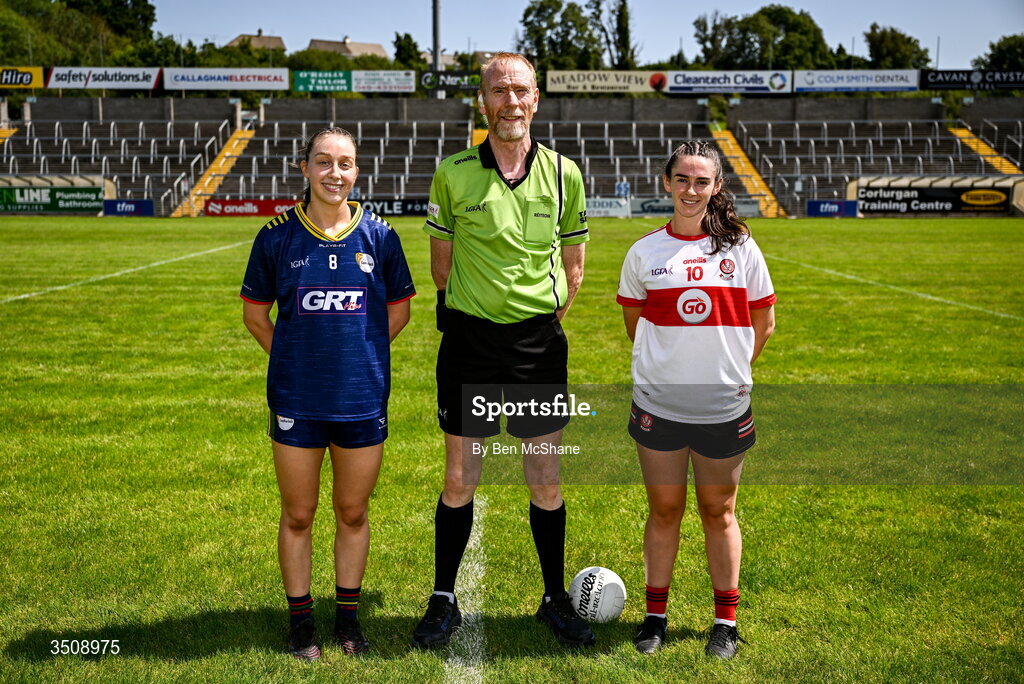 12 July 2026; Referee Gerard Canny with Carlow captain Roisin Bailey, left, and Derry captain Blaithin Donnelly before the LGFA TG4 All-Ireland Junior Championship semi-final match between Carlow and Derry at Kingspan Breffni in Cavan. Photo by Ben McShane/Sportsfile