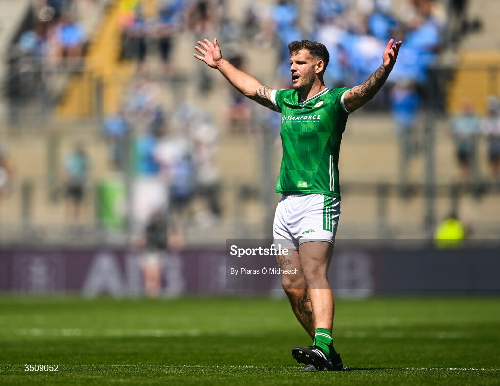 12 July 2026; Noel Maher of London celebrates kicking a two-pointer from a free during the GAA Football All-Ireland Junior Championship Final match between USGAA and London at Croke Park in Dublin. Photo by Piaras Ó Mídheach/Sportsfile