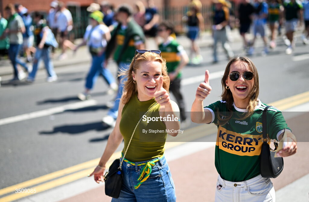 12 July 2026; Kerry supporters arrive to the stadium ahead of the GAA Football All-Ireland Senior Championship semi-final match between Dublin and Kerry at Croke Park in Dublin. Photo by Stephen McCarthy/Sportsfile