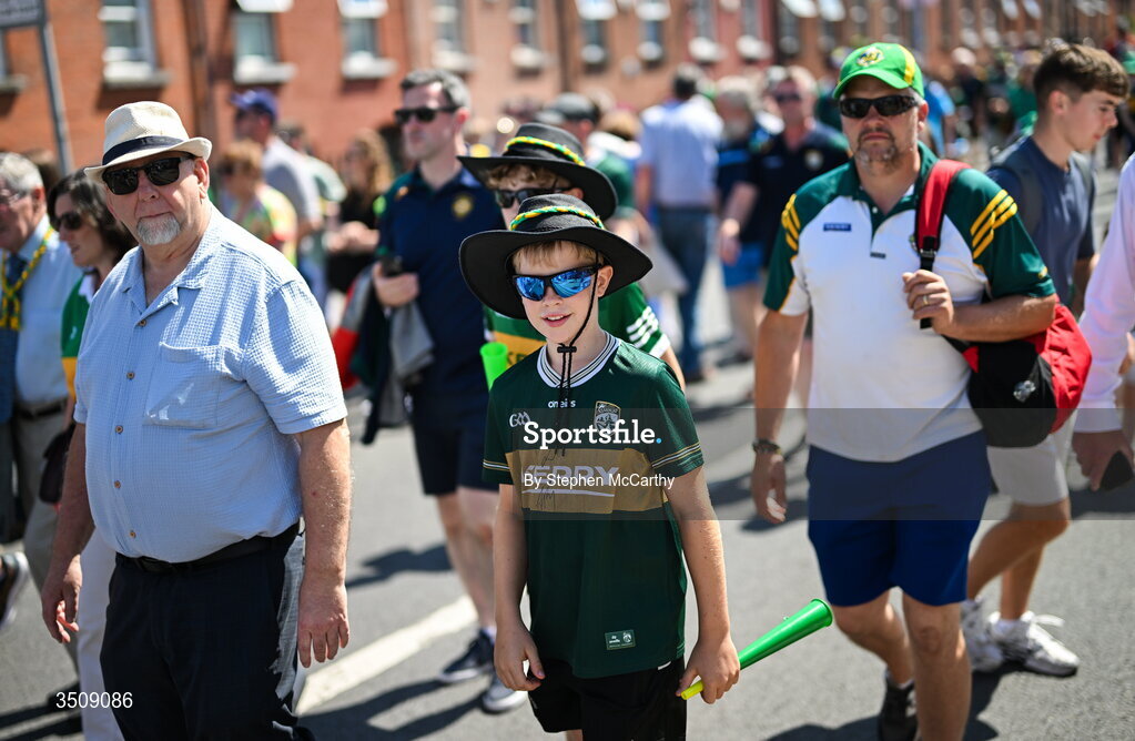 12 July 2026; Kerry supporters arrive to the stadium ahead of the GAA Football All-Ireland Senior Championship semi-final match between Dublin and Kerry at Croke Park in Dublin. Photo by Stephen McCarthy/Sportsfile