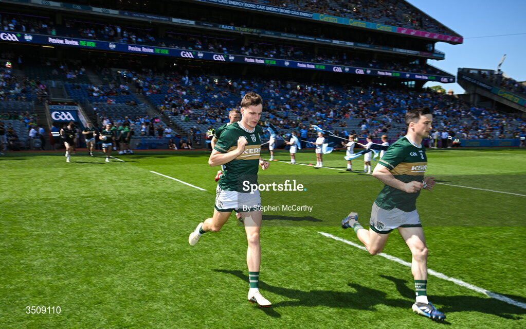12 July 2026; Kerry players, including Keith Evans, centre, run out onto the pitch ahead of the GAA Football All-Ireland Senior Championship semi-final match between Dublin and Kerry at Croke Park in Dublin. Photo by Stephen McCarthy/Sportsfile