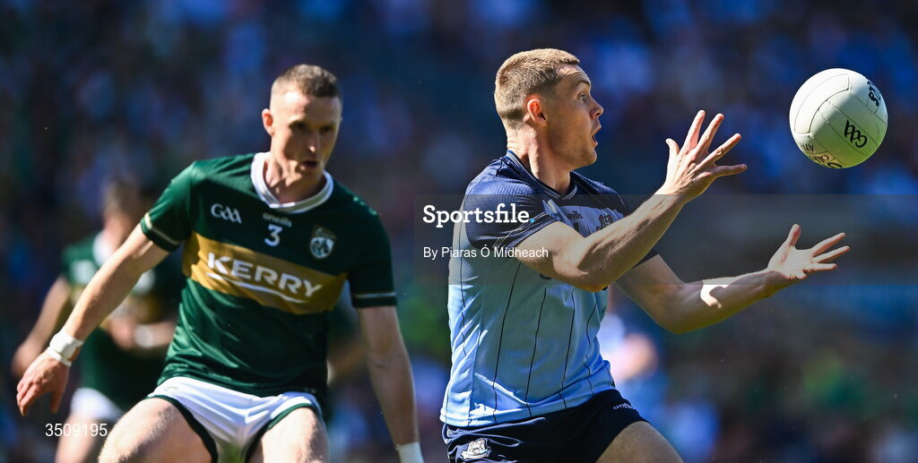 12 July 2026; Con O'Callaghan of Dublin in action against Jason Foley of Kerry during the GAA Football All-Ireland Senior Championship semi-final match between Dublin and Kerry at Croke Park in Dublin. Photo by Piaras Ó Mídheach/Sportsfile