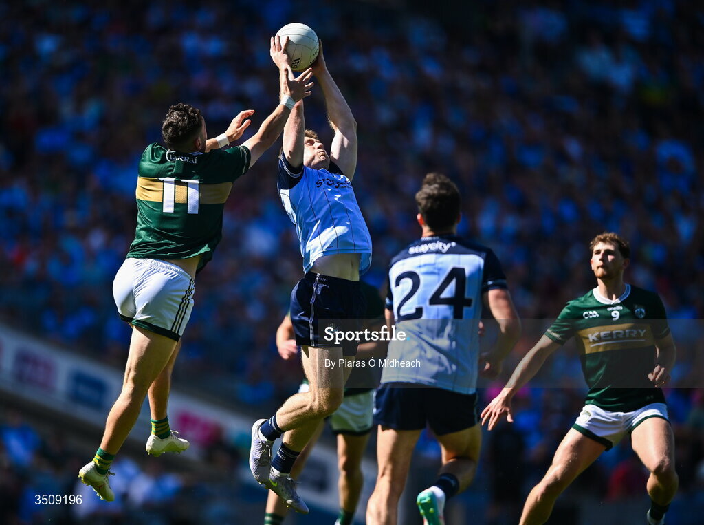 12 July 2026; Paddy Small of Dublin in action against Paudie Clifford of Kerry during the GAA Football All-Ireland Senior Championship semi-final match between Dublin and Kerry at Croke Park in Dublin. Photo by Piaras Ó Mídheach/Sportsfile
